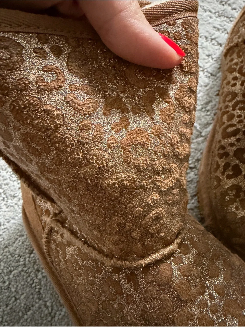 UGG girls gold cheetah print boots size 4 youth